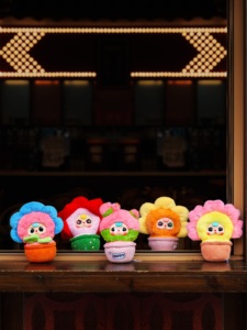 En stock Cureplaneta Baby at Three a Pot of Little Flowers Series Blind Box Figure-Plush Doll Gift Pendant Toy 1/72 Scale 12+ - Product Image 5