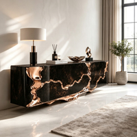 Koyu Mermer Desenli Fiberglas Çerçeveli Konsol, Lüks Çağdaş Yemek Alanları İçin Eritilmiş Bronz Akışkan Detaylar