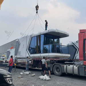 บ้านพักตากอากาศทรงแคปซูลอวกาศ โครงสร้างเหล็กไฮเทคใหม่ แผ่นอะลูมิเนียม ดีไซน์สวยงาม ทันสมัย สำหรับนักเดินทางท่องเที่ยว - Product Image 4