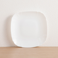 Service de vaisselle en verre opale à bords festonnés carrés, assiettes et bols blanc laiteux à bordure en forme de pétale, vaisselle en gros