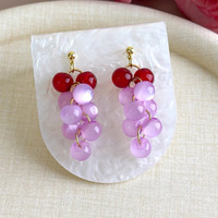 Anting Anggur Berhias Manik-manik yang Menenangkan dan Manis - Ringan dan Segar, Imut dan Elegan, Perhiasan Telinga Mewah dengan Desain Unik.