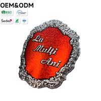 Étiquette de bouteille de vin en métal 3D personnalisée, gaufrée, émail rouge, motif floral argenté, pour spiritueux
