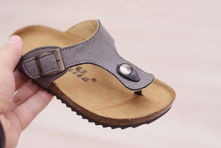 Wholesale New design Kids Summer Leather Slide Sandals Children Leather Cork Slippers Boys Girls Flip Flops Toddler Sandals
