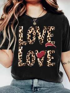 T-shirt da donna leggera con stampa leopardata, a maniche corte, girocollo, casual, primavera estate, 100% cotone jersey, vestibilità comoda - Product Image 3