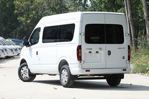 SAIC Maxus V80 2,0 T diesel 8/<span class=keywords><strong>9</strong></span> <span class=keywords><strong>plazas</strong></span> Coche de pasajeros 2WD Cinco puertas Coche de pasajeros ligero 147 caballos de fuerza - Product Image 6