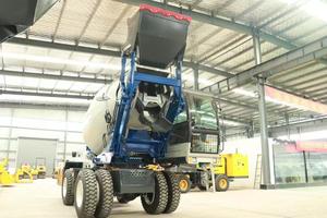 Camión Mezclador de Concreto Autopropulsado de 3.5 cbm 3.5m3 a Precio Más Bajo, Mezcladora de Concreto Autocargable en Kazajstán - Product Image 6
