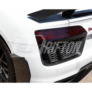 Grilles de pare-chocs arrière en fibre de carbone visible pour Audi R8 Gen2 (2016-2019) - Product Image 2