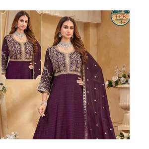 Costume ethnique brodé violet foncé avec col en V et dupatta transparent assorti pour les mariages et les occasions festives - Product Image 1