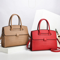 Nouveau sac fourre-tout en cuir PU à motif crocodile pour femme, grande capacité, sac à main noir avec bandoulière 2026