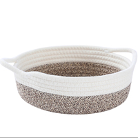 Panier cadeau en corde de coton tissé panier de rangement moderne pliable écologique pour les poignées de décoration d'utilisation de blanchisserie de vêtements