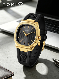 Reloj de Cuarzo con Diseño de Silicona Moderno, Esfera de 38 mm, Correa de 18 mm, Pantalla de Agujas, Resistente al Agua, Líneas Elegantes, Regalo Unisex de Alta Gama - Product Image 5