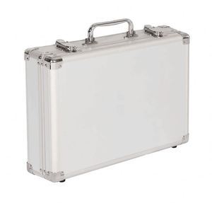 Maletín de Aluminio Metálico Plateado Pequeño y Resistente para Transporte y Almacenamiento Personalizado de Laptops, con Candado de Combinación - Product Image 2
