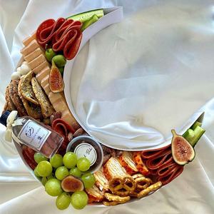 Plateau alimentaire en carton recyclable de 12 pouces pour l'Aïd Ramadan, boîte en forme de croissant de lune pour charcuterie, emballage pour bonbons - Product Image 1