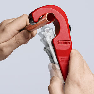Cortador de Tubos KNIPEX 90 31 02 SB TubiX 180 mm - Product Image 3