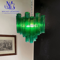 Lustre vintage médiéval français, suspension en verre texturé émeraude superposé, luxe pour villa, salon, salle à manger, chambre