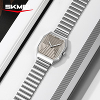 Montre à quartz pour homme Skmei 9393, design unique et célèbre, bracelet en acier inoxydable élégant, design carré spécial, montre-bracelet décontractée