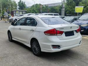 Suzuki Alivio 1.6 <span class=keywords><strong>Auto</strong></span> Prestige d'occasion - Product Image 4