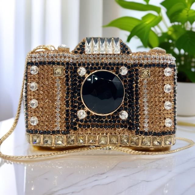 High Quality Fashionable Crystal Camera-Shaped Evening Bag with Rhinestone and Diamond Hand Strap Clutch Handbag Purse