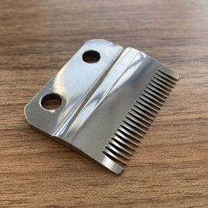 Cuchilla de Repuesto Profesional para Cortadora de Cabello, 2 Orificios, Tamaño Estándar, Cuchilla de Acero Inoxidable - Product Image 1