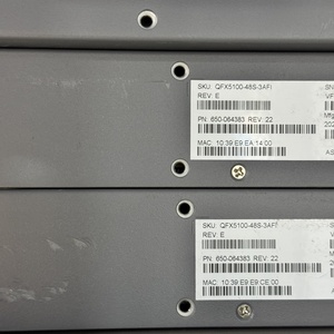 Commutateur Ethernet autonome géré entièrement en couche 3 Juniper Networks QFX5100-48S-3AFI avec PoE, capacité 40 Gbit/s, 10/100/1000 Mbps - Product Image 3