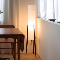Lampe de sol moderne en bois de style nordique avec abat-jour en tissu, lumière LED à intensité variable, 3 couleurs réglables pour salon, chambre à coucher