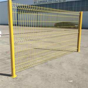 Fabricant professionnel de panneaux de clôture de jardin en treillis métallique soudé 3D incurvé, respectueux de l'environnement, avec revêtement en poudre et support de treillis - Product Image 1