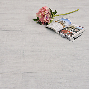 Tablón de vinilo de núcleo rígido de lujo, suelo <span class=keywords><strong>flotante</strong></span> de plástico impermeable con <span class=keywords><strong>sistema</strong></span> de clic, fabricantes de china, venta al por mayor - Product Image 4