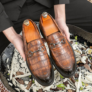 รองเท้าผู้ชายแบบสวม สไตล์ลำลองและทางการ พื้นรองเท้าแบบอ็อกซ์ฟอร์ด ระบายอากาศได้ดี พร้อมพื้นรองเท้าด้านในทำจากหนัง PU เหมาะสำหรับฤดูหนาว ฤดูร้อน และฤดูใบไม้ผลิ - Product Image 3