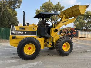 Cargadora de Ruedas Komatsu WA510 Usada de 10 Toneladas, Original de Japón, en Buen Estado de Funcionamiento con Motor y Bomba - Product Image 3
