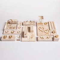 Plateau à bijoux décoratif en pierre de travertin beige présentoir ensemble boucles d'oreilles collier conteneur de stockage
