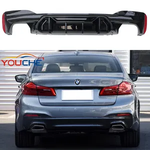 G30 Gloss Black ABS Plastic Rear DiffuserためBMW 5シリーズG30 M Tech Bumper Diffuser 2017 +