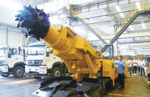 Fabriek Prijs Boormachine Ondergrondse Road Header 54Ton EBZ200 290KW Op Verkoop - Product Image 4