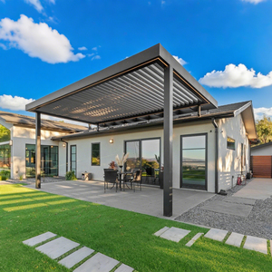 Enceinte de <span class=keywords><strong>pergola</strong></span> extérieure personnalisée Rideaux roulants motorisés en aluminium Portes coulissantes en verre Toit à persiennes-Cadre à revêtement en poudre - Product Image 5