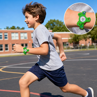 Vente en gros directe d'usine avec montre pour enfants, montre à quartz pour enfants avec un adorable dinosaure rotatif