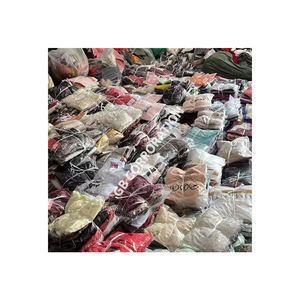 Lote de Liquidación de Camisetas Unisex Populares de Alta Calidad, Embalaje Personalizado, Productos de Algodón Más Demandados - Product Image 1