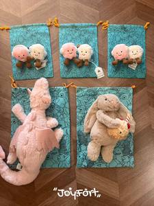 <span class=keywords><strong>Catalogue</strong></span> Complet 2026 – Plus <span class=keywords><strong>de</strong></span> 500 Peluches Style Jellycat (JC UK) 1:1 avec Étiquette et Sac – Qualité Supérieure – <span class=keywords><strong>Jouet</strong></span> en Peluche Ultra Doux – Âge 14+ - Product Image 4