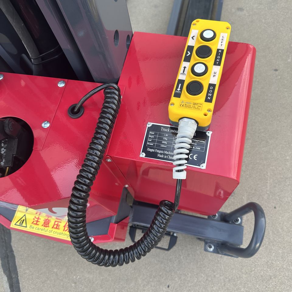 Compact Mobile Electric Stacker 1.0 Ton Lead-acid Battery 1.5m Lift ...