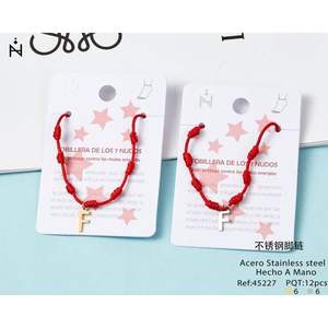 Bracelet de cheville en acier inoxydable à sept nœuds avec lettre F et cordon rouge, charme de protection pour femme - Product Image 1