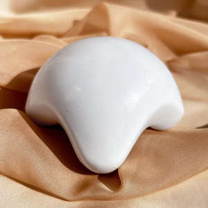 Masajeador de Cerámica Rosa con Forma de Corazón, Masajeador Manual Grande, Herramienta de Masaje Corporal de Cerámica Gua Sha para Masaje Facial - Product Image 5