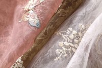 Tissu d'été Jacquard tissé en polyester enduit de PVC Poids moyen pour la broderie Cool Blouses Foulards pour sacs Trame tricotée