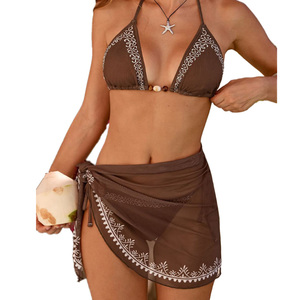 Conjunto de <span class=keywords><strong>Bikini</strong></span> de 3 Piezas para Mujer, Sexy, Color Chocolate, con Detalles Bordados y Cuentas, Top Triangular Halter con Braguita Brasileña, Diseño Sólido - Product Image 3