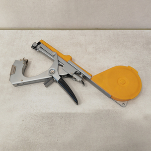 Machine à attacher les plantes en treillis avec des outils de tapener pour les raisins, les framboises, les tomates et les légumes en vigne - Product Image 4