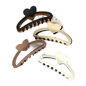 Shark <b>Clip</b> Hairpin Large Size 13 Cm Plastic Women Daily Use Heart Design - Product Image 5