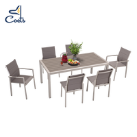 Coets Ensemble de salle à manger pour terrasse Vente Meubles Table Parapluie Carré Plastique Bois et Chaise Design unique Table à manger de jardin