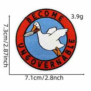 Nuevo parche termoadhesivo bordado con diseño de calavera de estilo humor negro 'It's Fine Never Better Bite Me Goose' para decoración de ropa y mochilas - Product Image 5