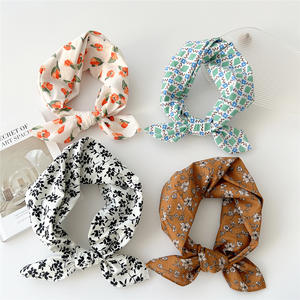 بيع بالجملة من المصنع رباط أزهار أوشحة مربعة مزدوجة مع شعار مخصص من بيزلي - Product Image 3