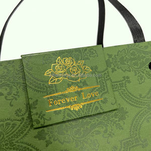 Элитная подарочная коробка из жесткого картона с матовой ламинацией, губчатой подкладкой, магнитной застежкой и ручкой, на заказ по размеру и цвету - Product Image 5