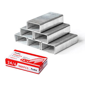 Foska Cincel Point Tips 1/4 pulgadas Longitud <span class=keywords><strong>de</strong></span> la pierna 24/6 Fabricante <span class=keywords><strong>de</strong></span> pasadores <span class=keywords><strong>de</strong></span> grapas sin atasco para todas las grapadoras <span class=keywords><strong>de</strong></span> oficina <span class=keywords><strong>de</strong></span> escritorio estándar - Product Image 1