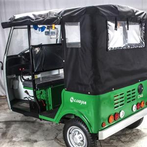 Motocyclette en gros avec side-car, norme d'émission Euro 5, moteur 50 CV, autonomie 200 km, 3 places pour transport de passagers/marchandises - Product Image 3