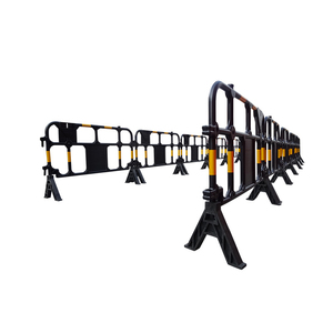 Barrière de contrôle des foules en plastique moulé par soufflage 1600, barricade de chantier mobile en plastique HDPE pour l'isolation des chantiers de construction - Product Image 4